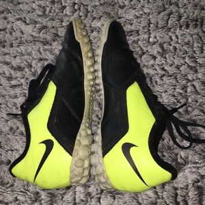 indoor soccer shoes